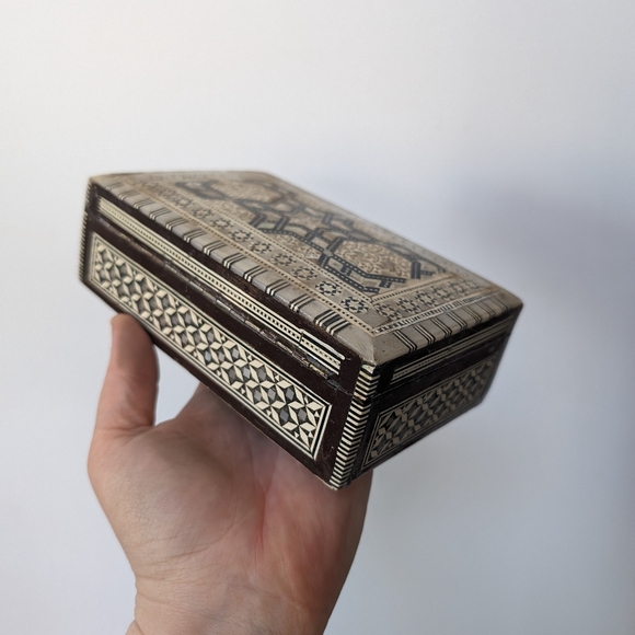 Mother of pearl box - Picture 3 of 8